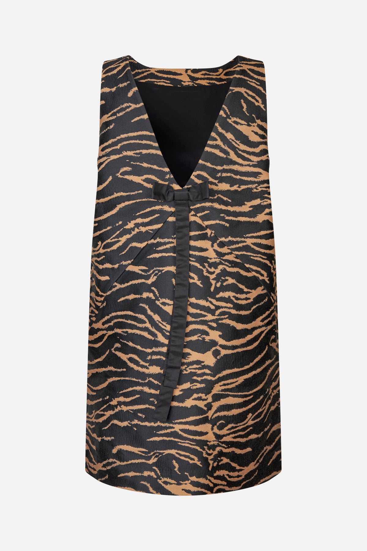 Vorderansicht: ärmelloses Kleid mit Tigermuster in Schwarz und Beige, mit tiefem V-Ausschnitt und schwarzer Schleife