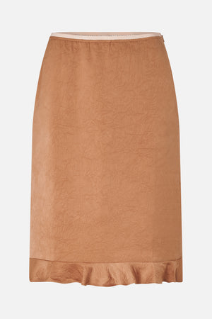 Front view of a caramel-brown crinkled skirt with a pale waistband and gathered flounce hem.