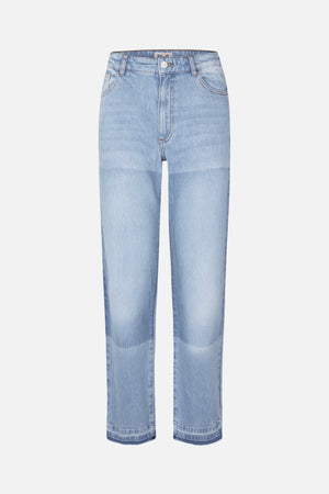 Front view of light blue straight-leg jeans with faded whiskering, copper stitching, front pockets and a branded button