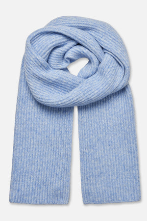 Light blue melange knitted scarf arranged in a loop, showing its ribbed texture and long rectangular ends.