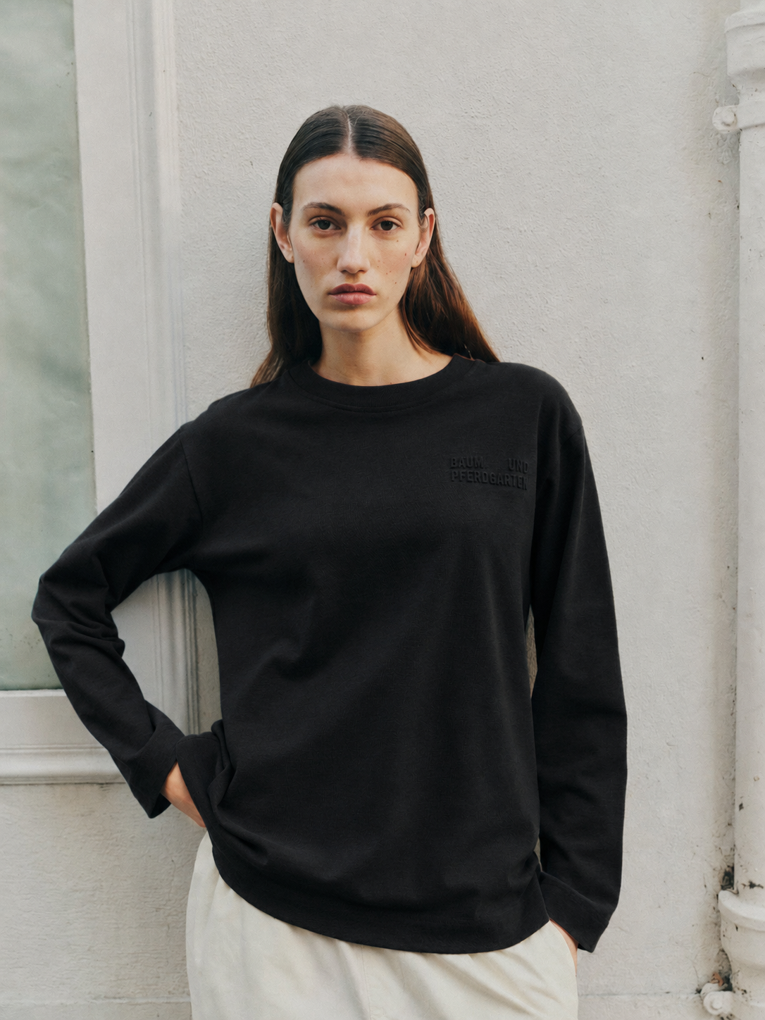 JEEVONA T-SHIRT | zwart